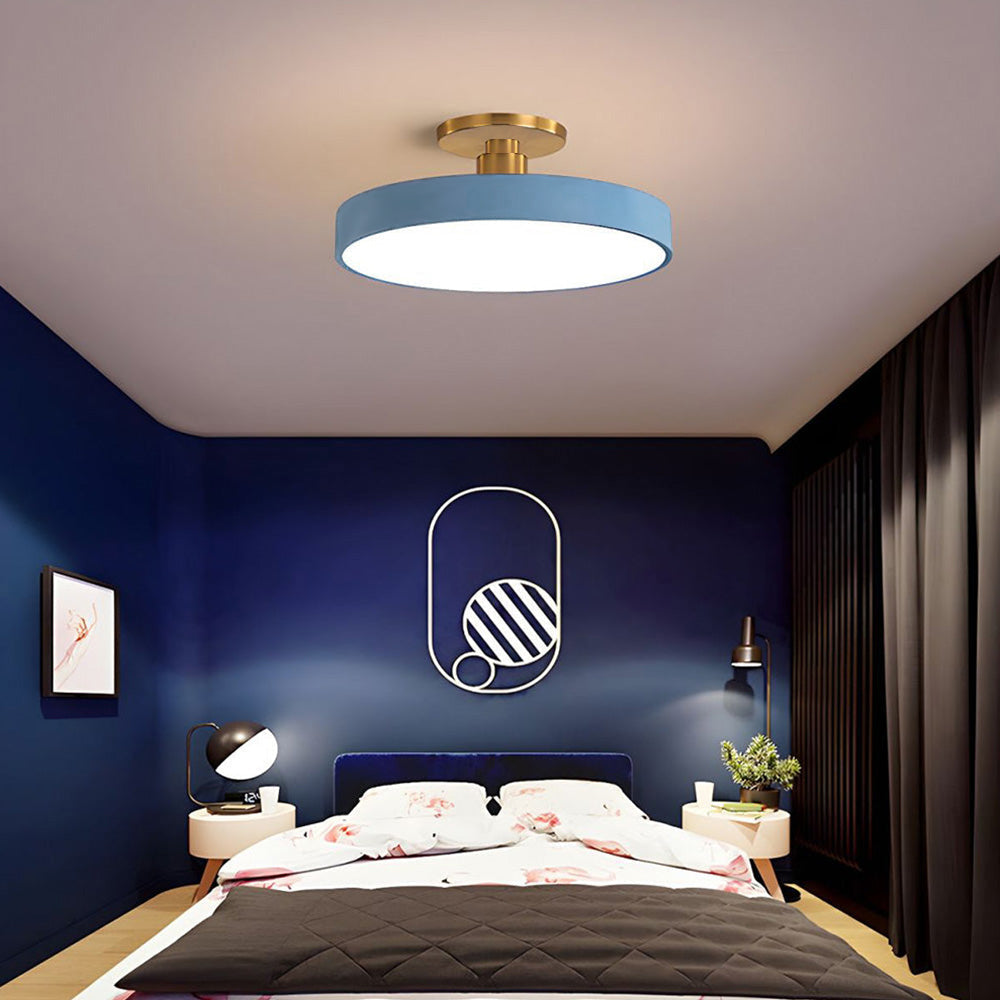 Bright indoor modern LED ceiling light, smart and dimmable for optimal room lighting.