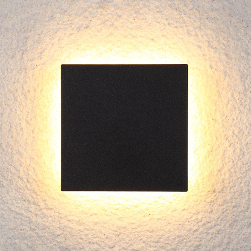 Energy-saving LED outdoor wall lamp, suitable for sustainable garden lighting.