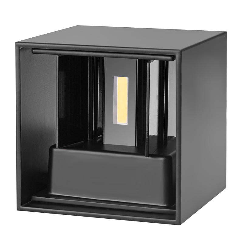 Durable LED outdoor wall lamp, modern aesthetic, offers reliable, long-lasting illumination.