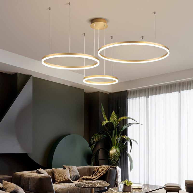 Artistic modern ring pendant, a blend of form and function.