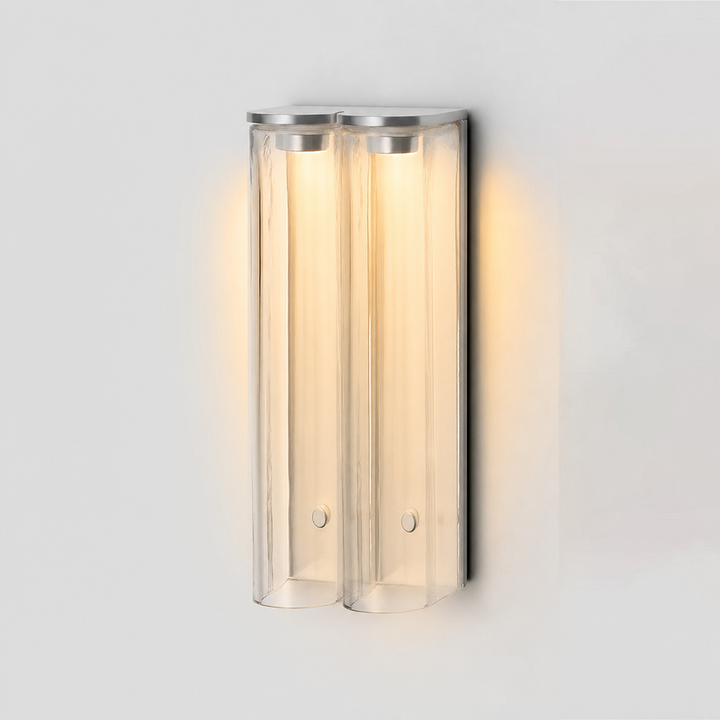 Dimmable vertical LED hallway lamp, modern, for welcoming entrances.