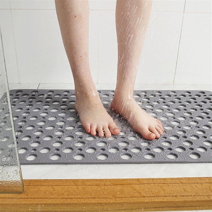 Long-lasting non-slip shower mat, durable PVC for consistent bathroom safety & hygiene.