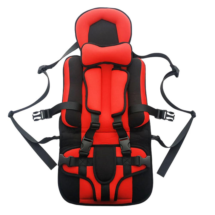 Comfortable travel companion: a versatile child cushion seat that fits on most suitcases.