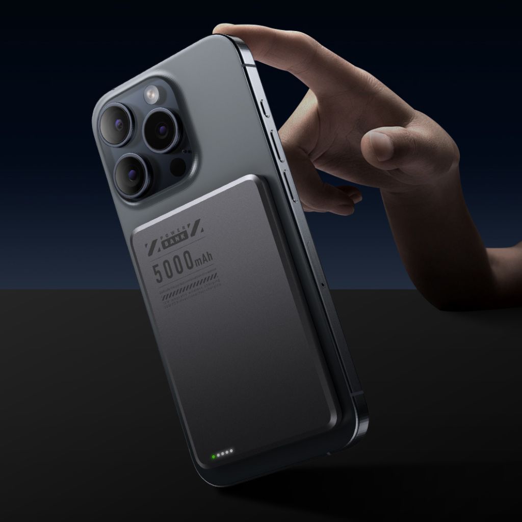 Fast charging magnetic power bank, slim design for easy portability.