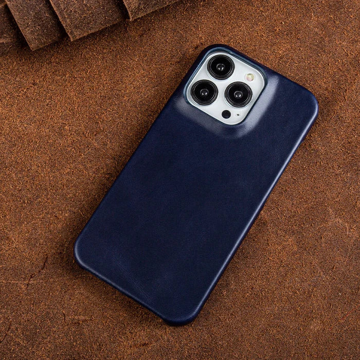 Versatile leather protective iPhone case (13/14/15/16). Shock-absorbing & durable phone cover.