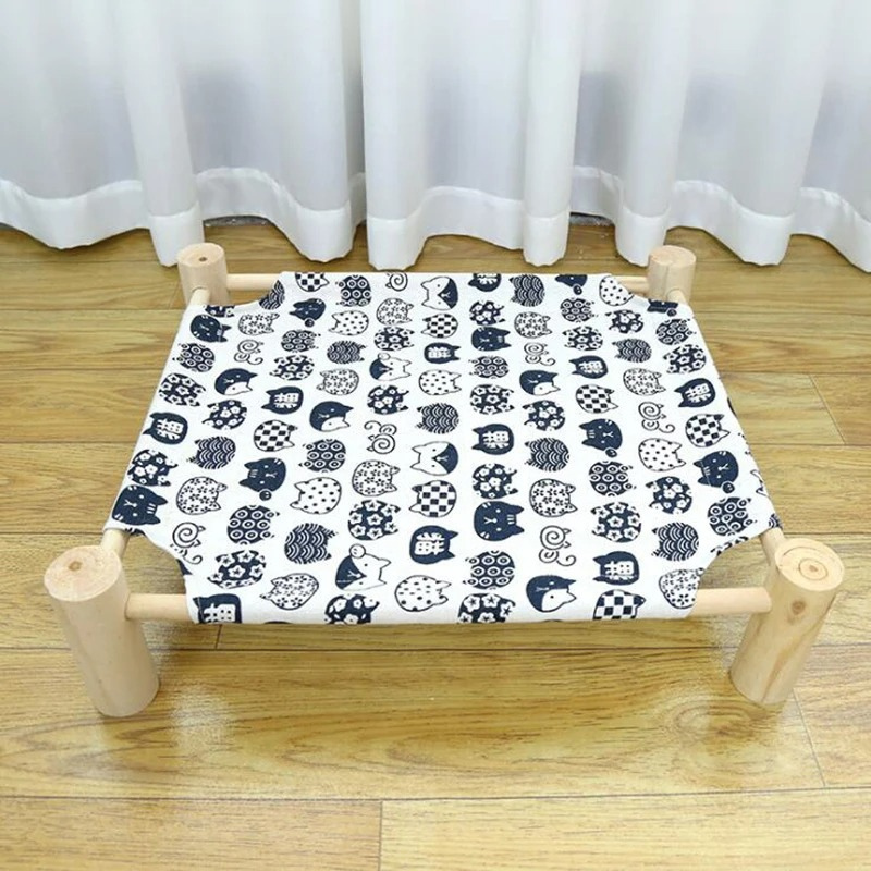 Durable and comfortable elevated cat bed, easy to clean