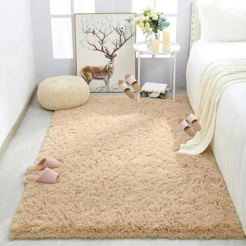 Non-slip round area rug, ultra-soft & fluffy, providing elegant floor comfort and modern home decor.