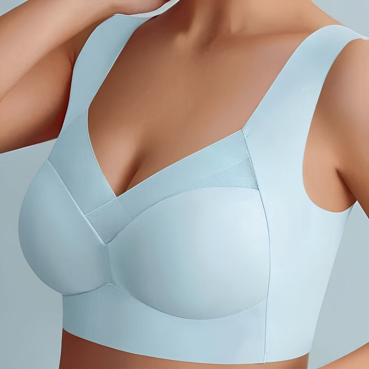 Everyday women's seamless bra top featuring an ergonomic fit for comfortable, stylish support.