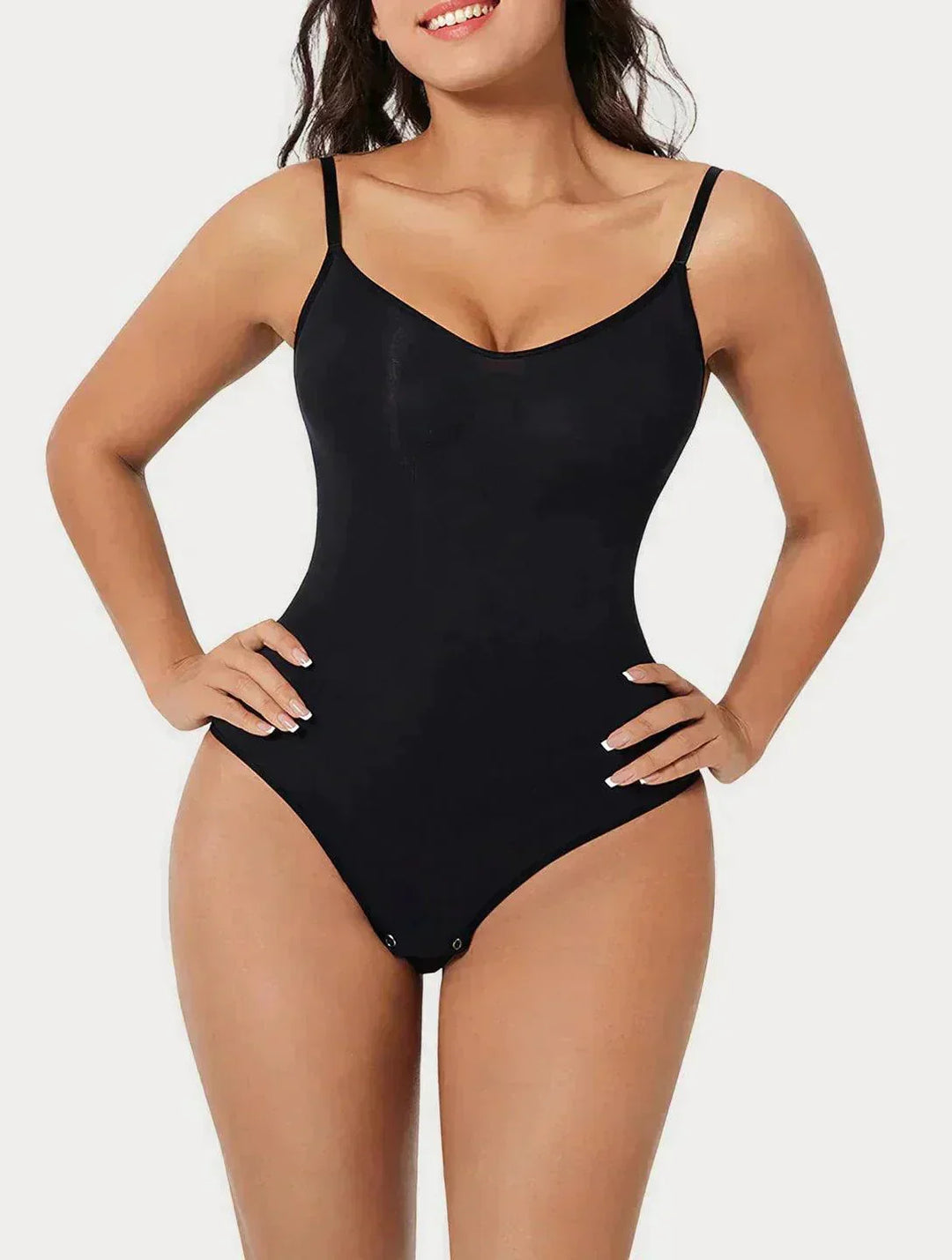 Seamless women's shapewear bodysuit for tummy control, smoothing & lifting curves.