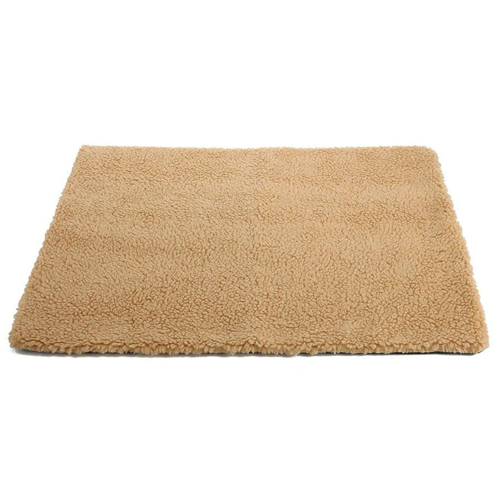 Khaki faux fur self-heating pet mat, offering safe and comfortable heat for pets.