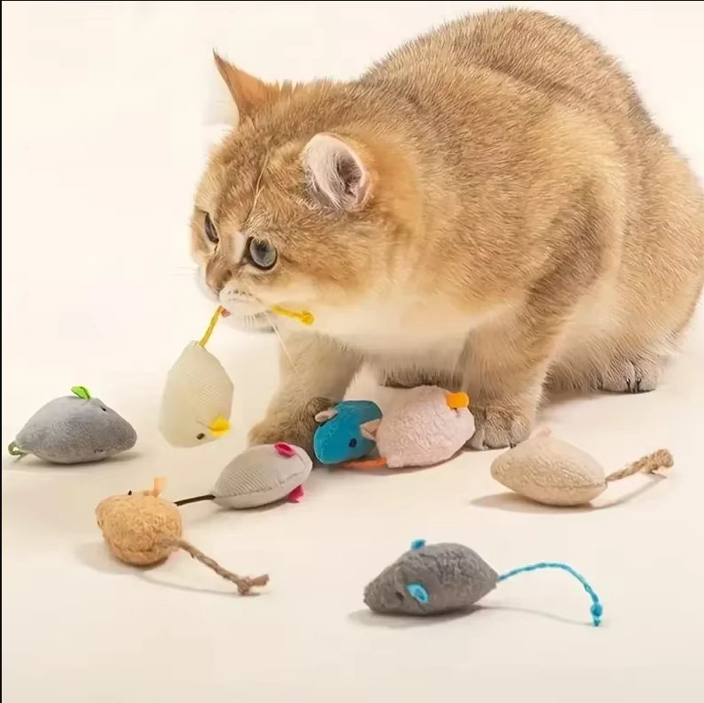 Set of plush mouse cat toys for interactive play, stimulating feline hunting instinct for indoor cats & kittens.