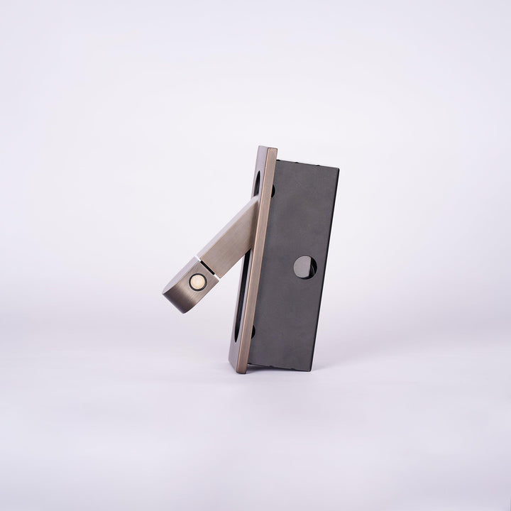 Minimalist LED reading wall lamp, adjustable, perfect for modern bedroom task lighting.