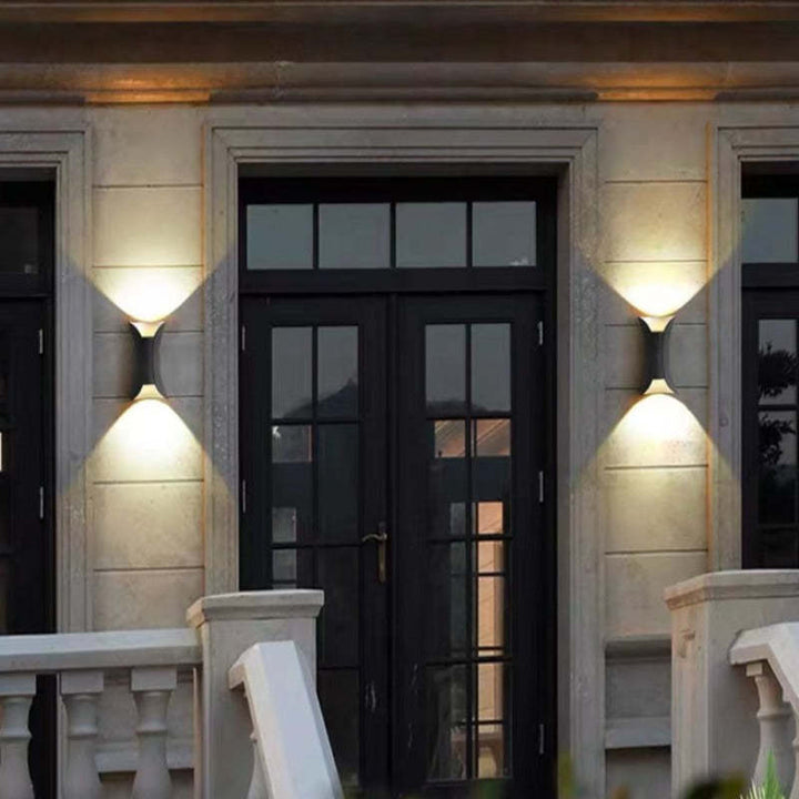 Energy-efficient modern LED outdoor wall light, providing bright & stylish exterior illumination.