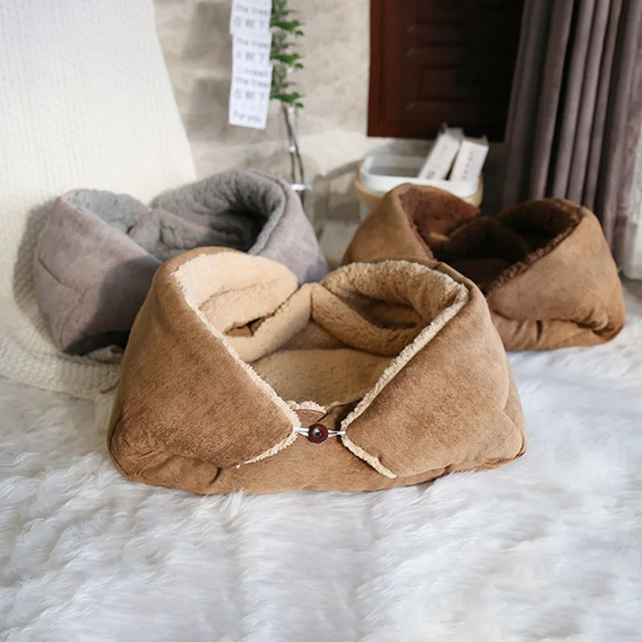 SleepCloud plush pet bed providing orthopedic comfort for cats and small dogs.