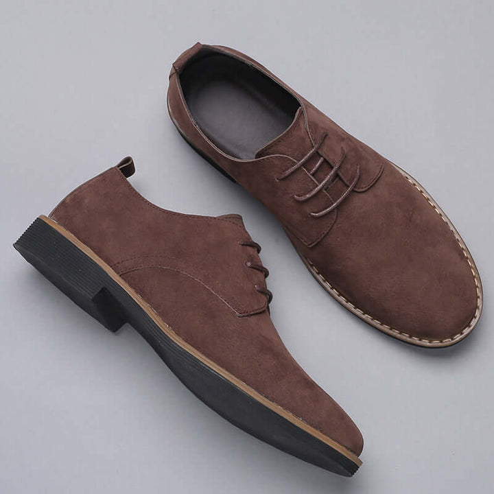 Modern men's stylish casual footwear, offering everyday comfort for versatile walking and classic looks.