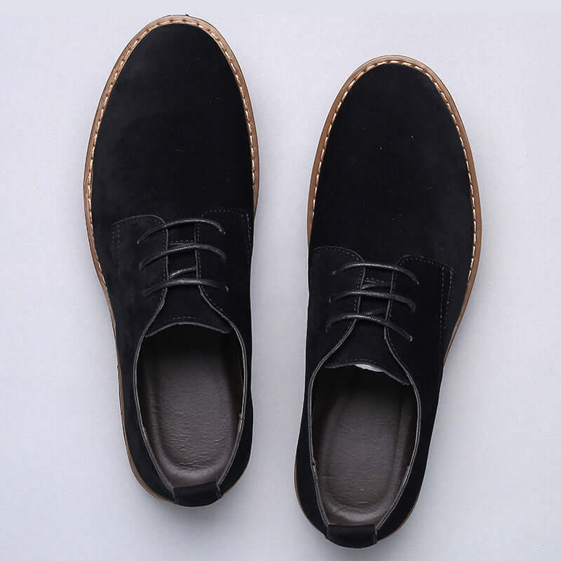 Men's stylish everyday casual shoes, comfortable and versatile footwear designed for walking and outdoor activities.