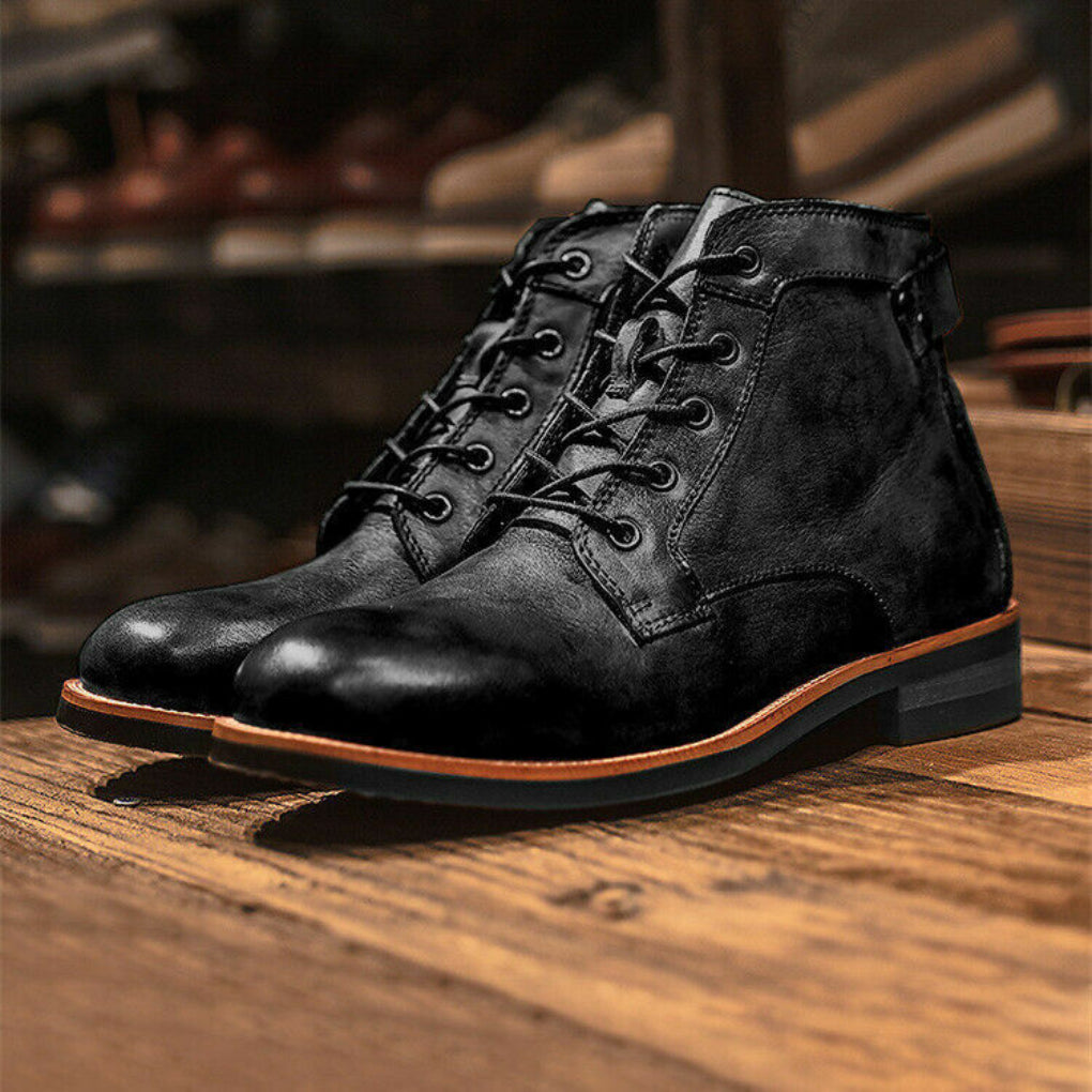 Stylish men's versatile ankle boots with lace-up and zipper details, perfect for everyday casual wear and rugged fashion.