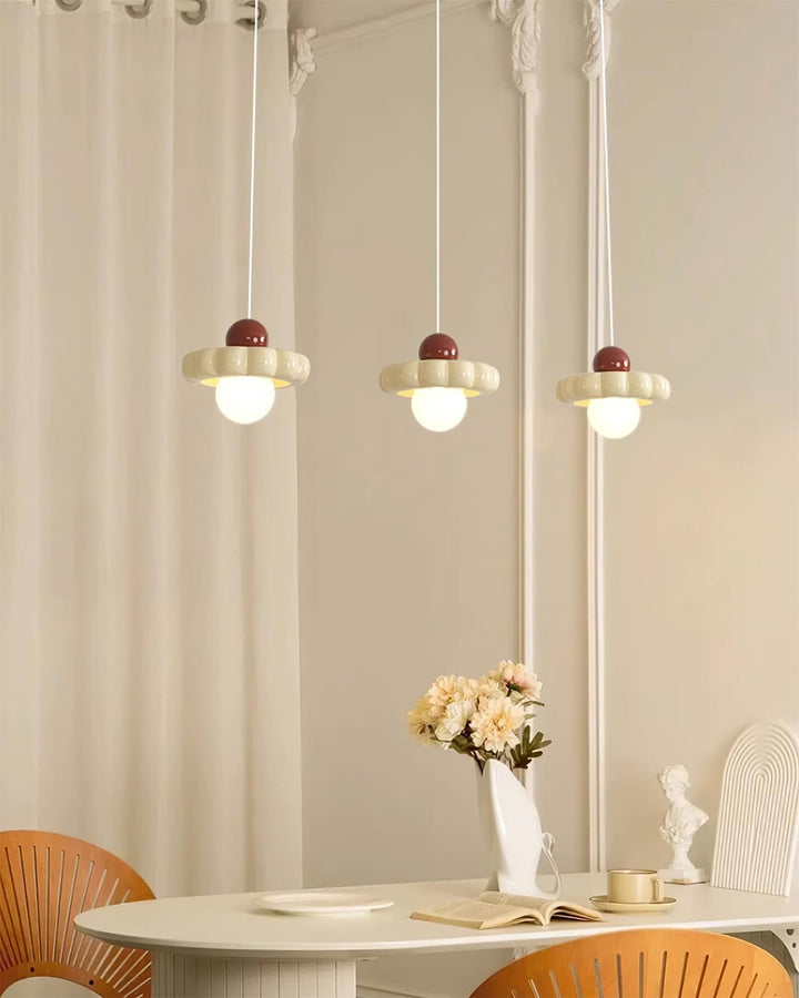Stylish retro pendant light, a versatile ceiling fixture with modern elegance for diverse home decor.