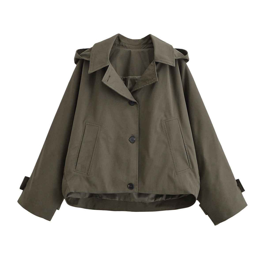 Comfortable women's cropped windbreaker jacket featuring a hood. Lightweight & stylish outerwear for spring/autumn.