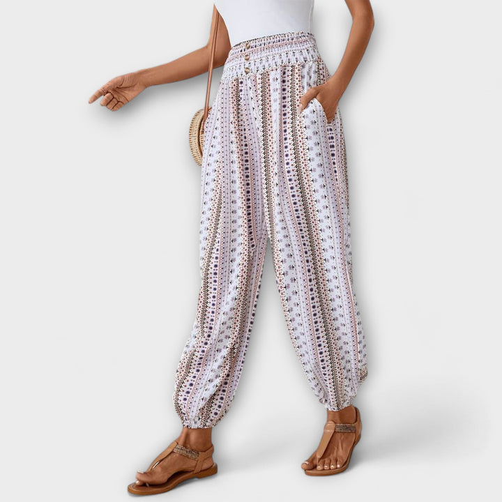 Versatile women's ethnic graphic pants, easily dressed up or down for any fashion occasion.