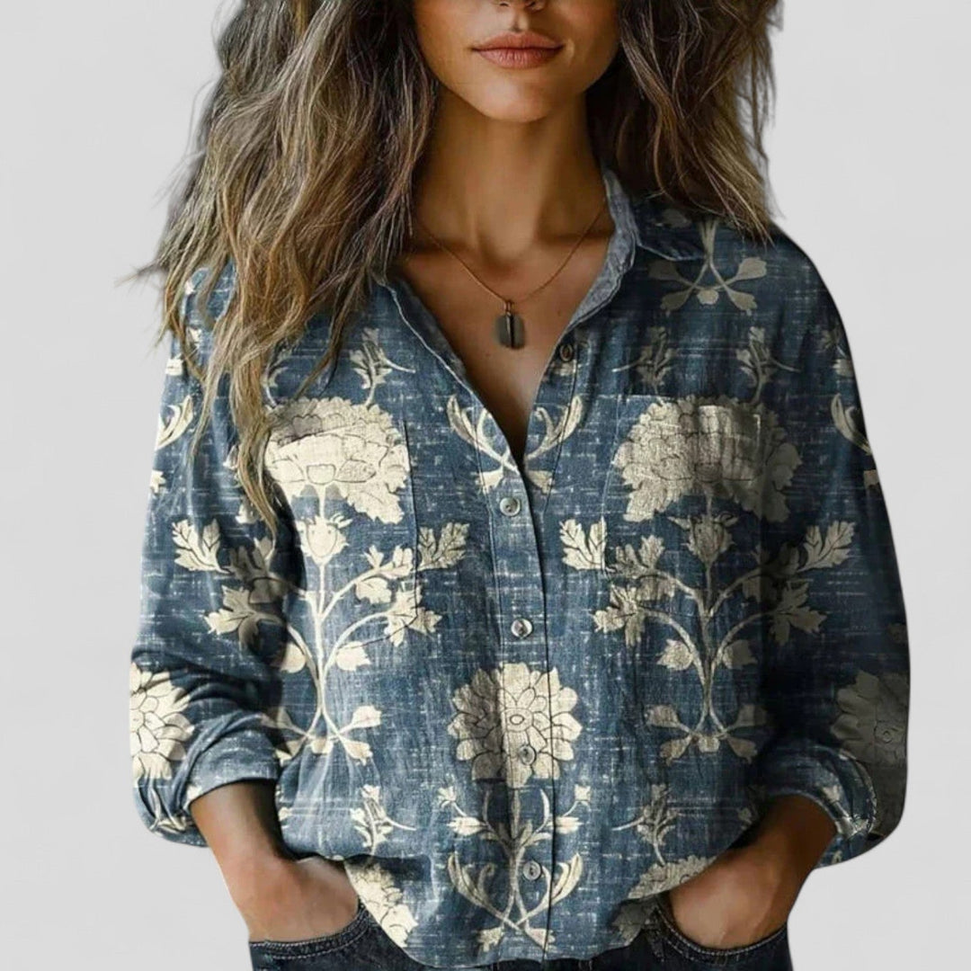 Modern women's gradient casual top, a comfortable long-sleeve blouse shirt for contemporary fashion.
