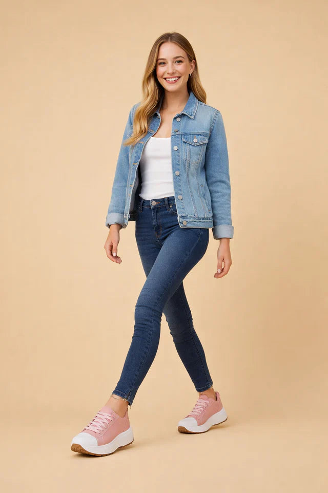 Everyday comfort: Women's stylish lace-up sneakers. Low-top casual footwear for spring fashion.