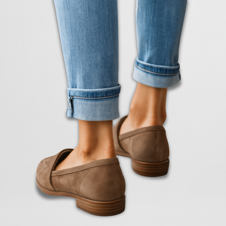 Leopard print women's fashion loafers. Easy slip-on design with a comfortable sole for stylish casual footwear.