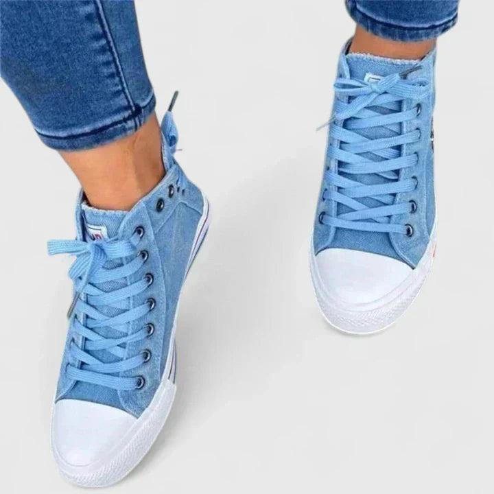 Stylish slip-on women's orthopaedic shoes with zipper closure, offering superior comfort and arch support.