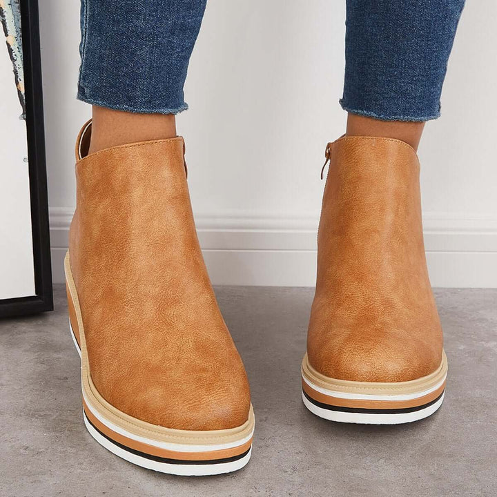 Versatile women's orthopedic ankle boots, suitable for both casual and dress fashion.
