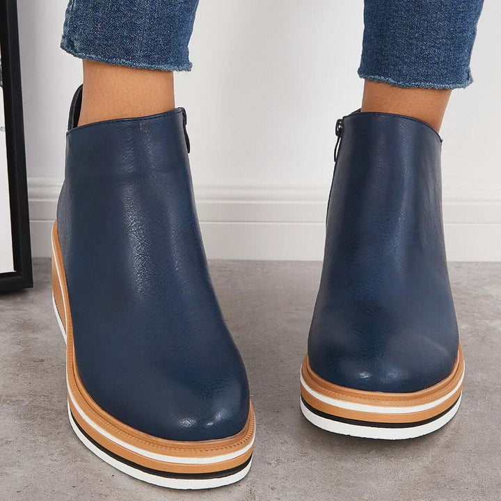 Women's stylish orthopedic ankle boots, great for everyday comfort and foot support.