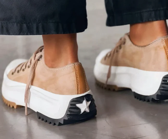 Fashionable women's orthopedic platform footwear, designed for all-day comfort, support, and versatile style.