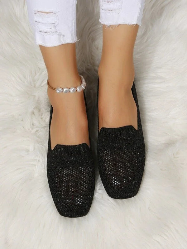 Orthopedic slip-on loafers for women, offering arch support & cushioned comfort with a non-slip sole.