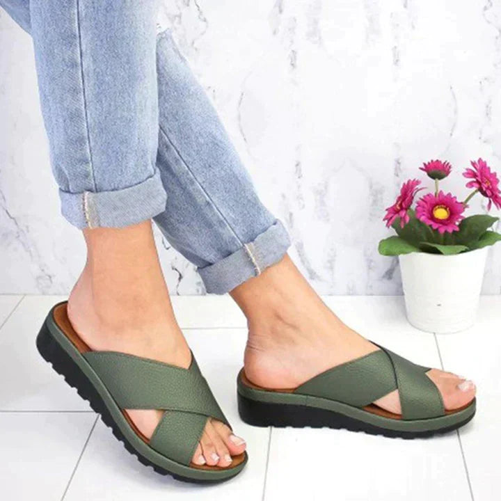 Orthopedic summer sandals for women, combining fashion with foot-health benefits