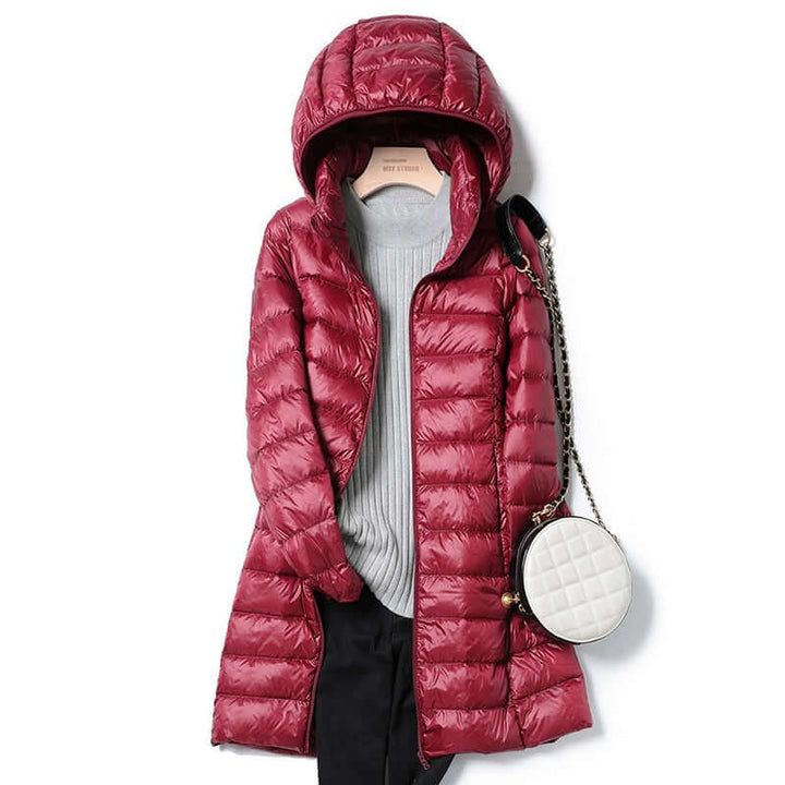 Practical women's ultralight winter jacket, a warm and comfortable leisure option for travel and everyday wear.