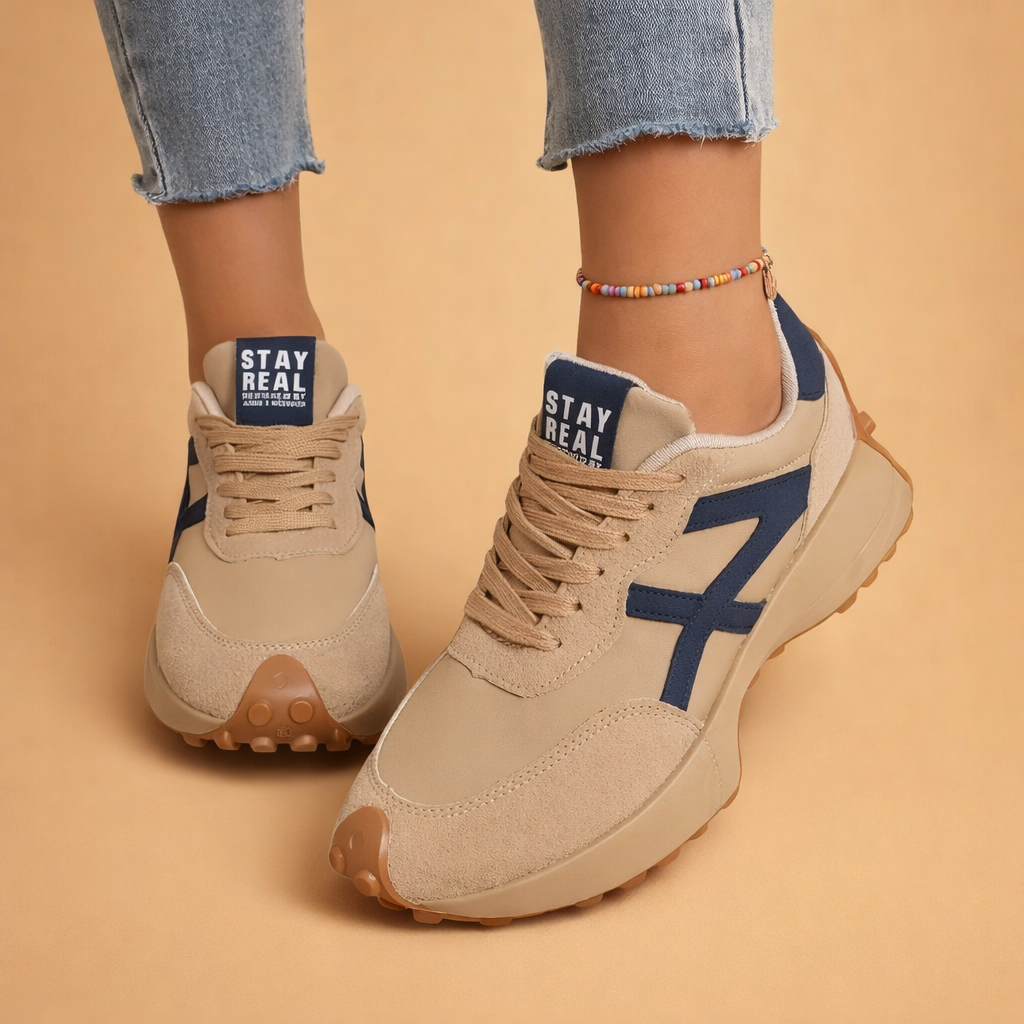 Stylish women's urban trail comfort sneakers in white and grey, perfect for everyday wear.