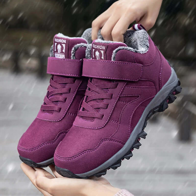 Stylish women's warm ankle snow boots for winter, water-resistant & cozy outdoor footwear.