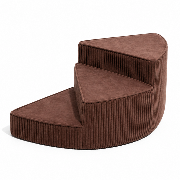 Gentle incline pet steps, offering easy access for senior dogs & cats.