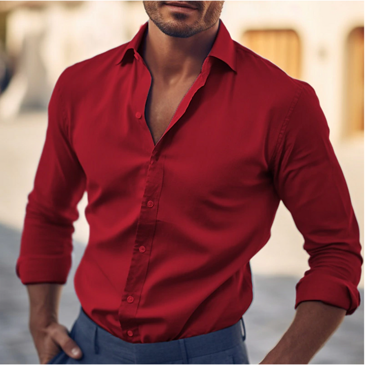 Business-ready men's tailored fit dress shirt. Long sleeve, classic collar, for a polished office wardrobe.