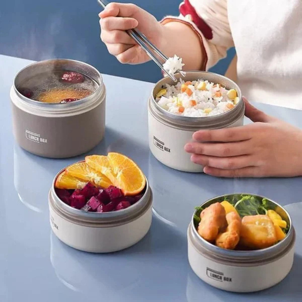White double-wall stainless steel food jar, keeps meals hot or cold.