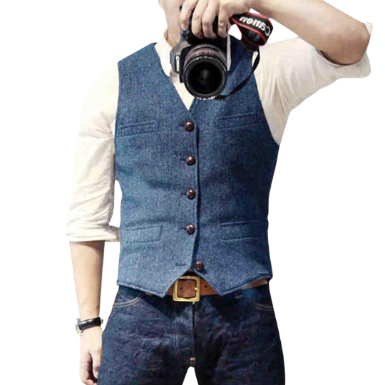 Timeless men's gilet for versatile layering. Comfortable and stylish men's vest, perfect for smart casual everyday wear.