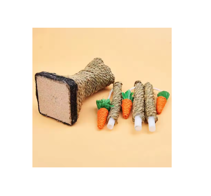 Cute tree design cat scratching post with sisal surface & playful carrot toys for engaging feline entertainment.