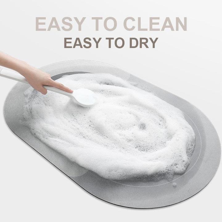 Quick dry bath mat in green, perfect for a safe, dry bathroom environment.
