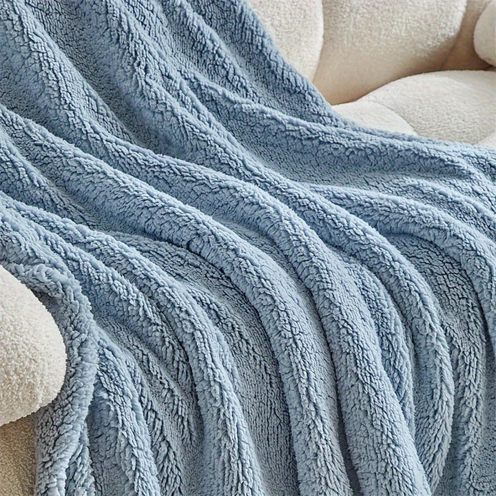 Ultra soft sherpa fleece blanket, cozy & warm for ultimate home comfort.