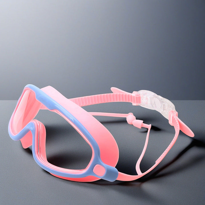 Ergonomic, adjustable swim mask for adults, ensuring a comfortable fit for water sports.