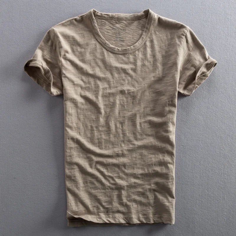 Versatile unisex crew neck short sleeve t-shirt, ideal for everyday casual wear from summer to autumn.