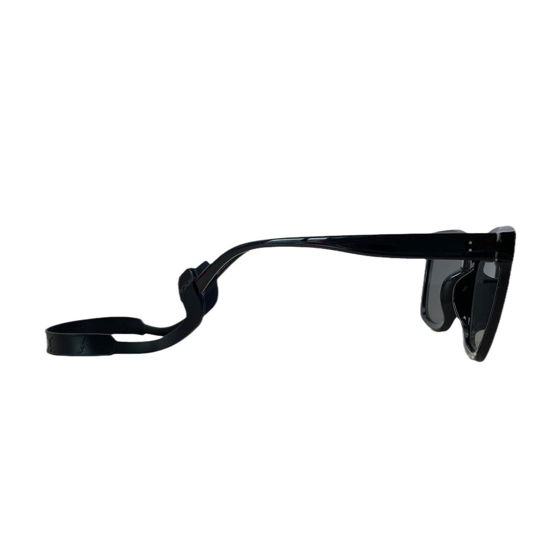 Eyewear comfort grips: flexible, anti-slip silicone for a stable glasses fit.