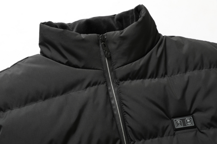 Go anywhere with this unisex heated winter coat, combining adjustable heat with weather protection.