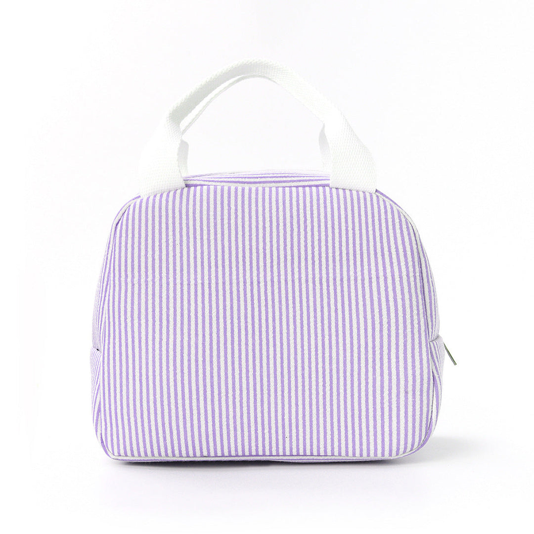 Compact insulated food storage bag, great for daily meal prep, keeping contents fresh & temperature controlled.