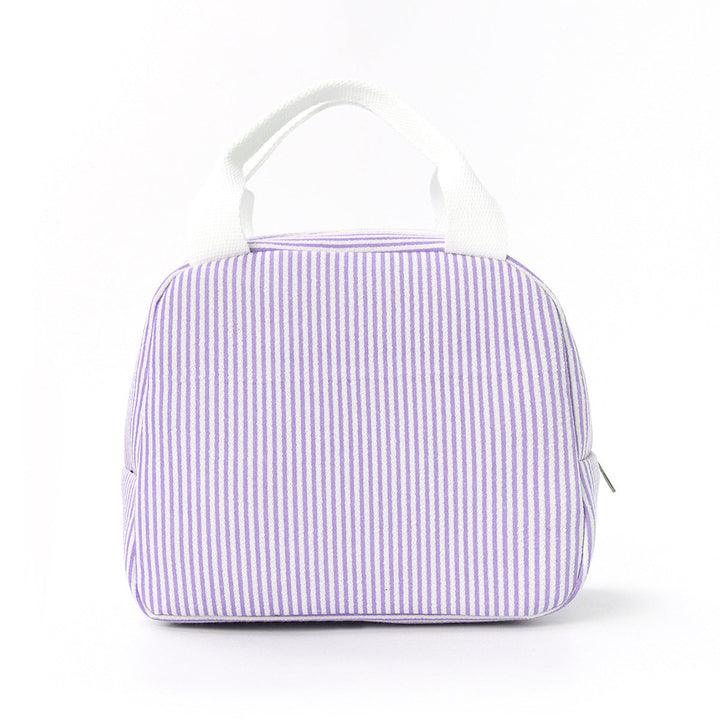 Compact insulated food storage bag, great for daily meal prep, keeping contents fresh & temperature controlled.