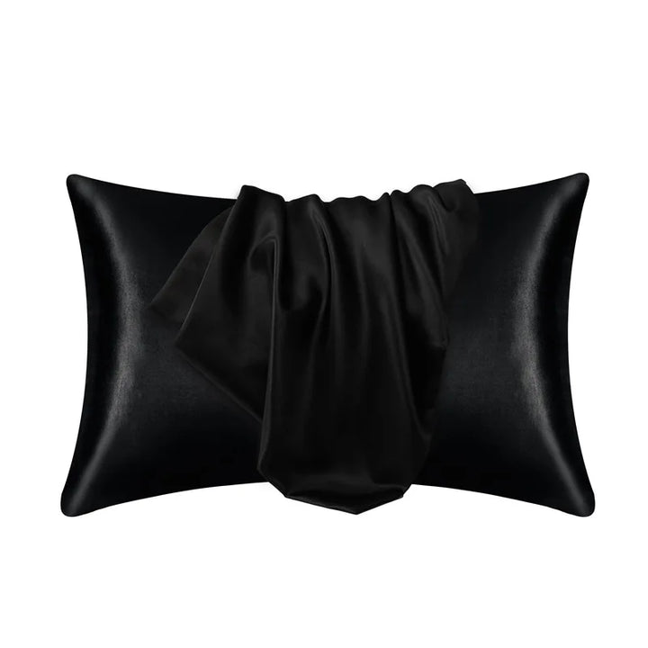 Hypoallergenic mulberry silk pillowcase, perfect for sensitive skin & allergy sufferers. Ultimate comfort.